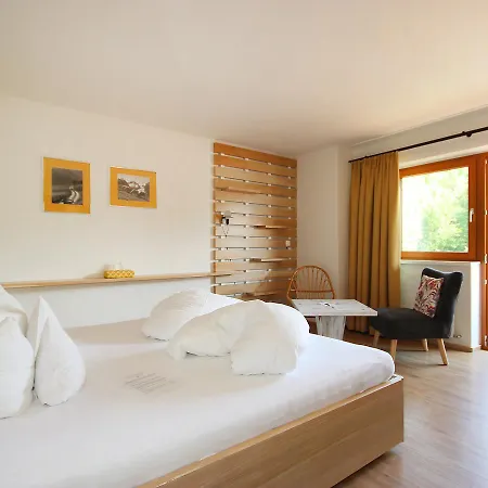 Tannenhof.1 *