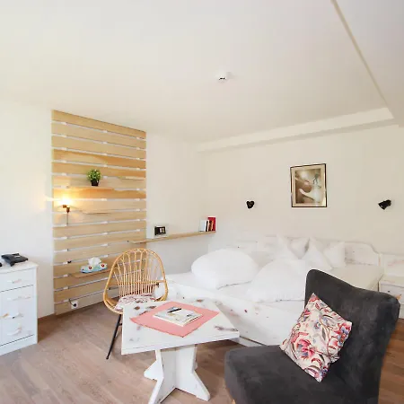 Tannenhof.1 Apartment